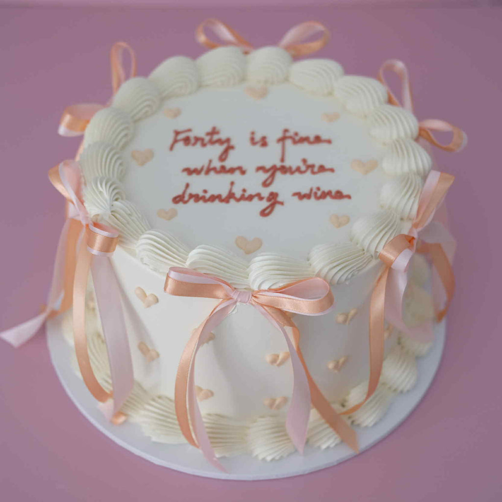 Two-Tone Ribbon Round Vintage Cake | Mini Hearts