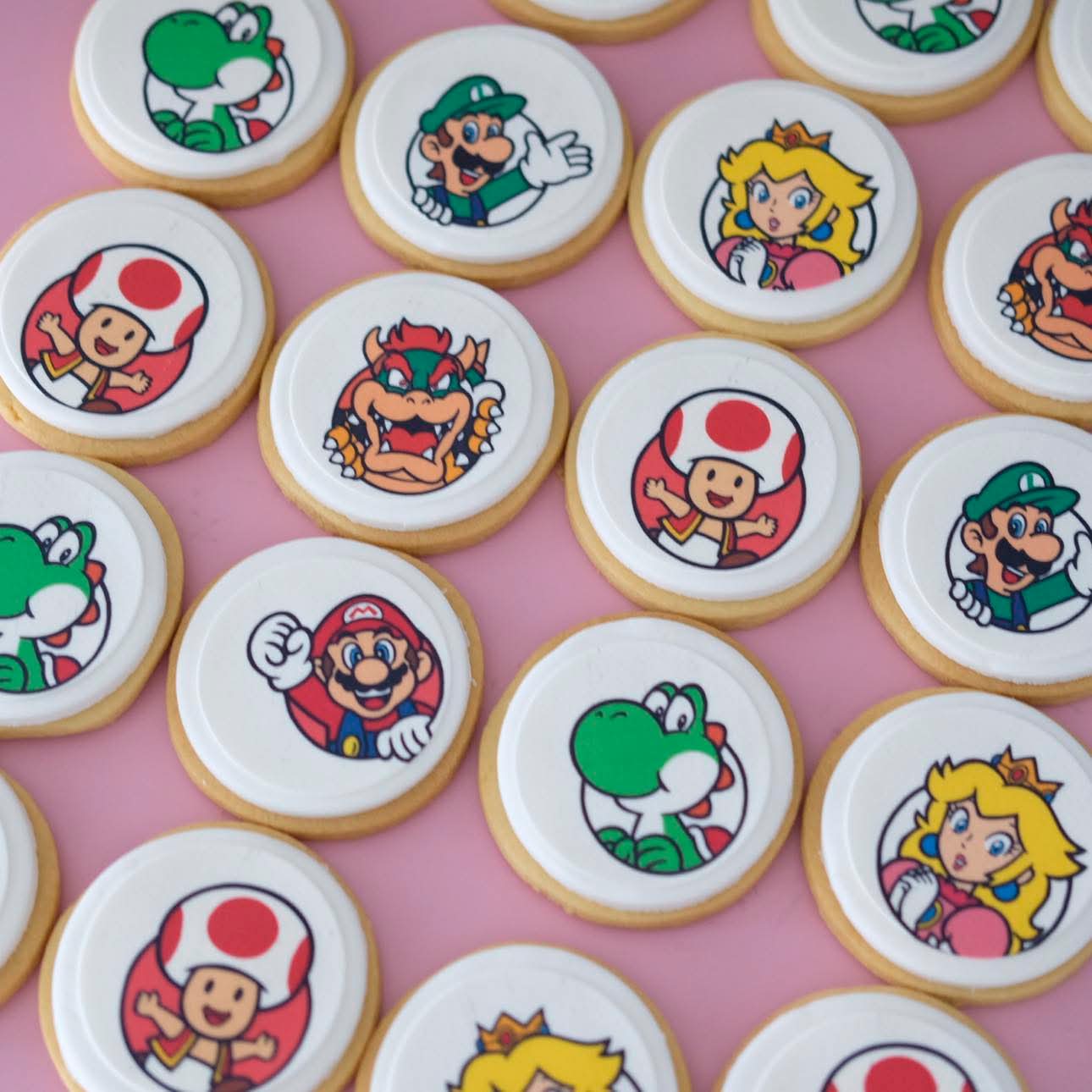 Nintendo Super Mario | Fondant Sugar Cookies | 12 Pack