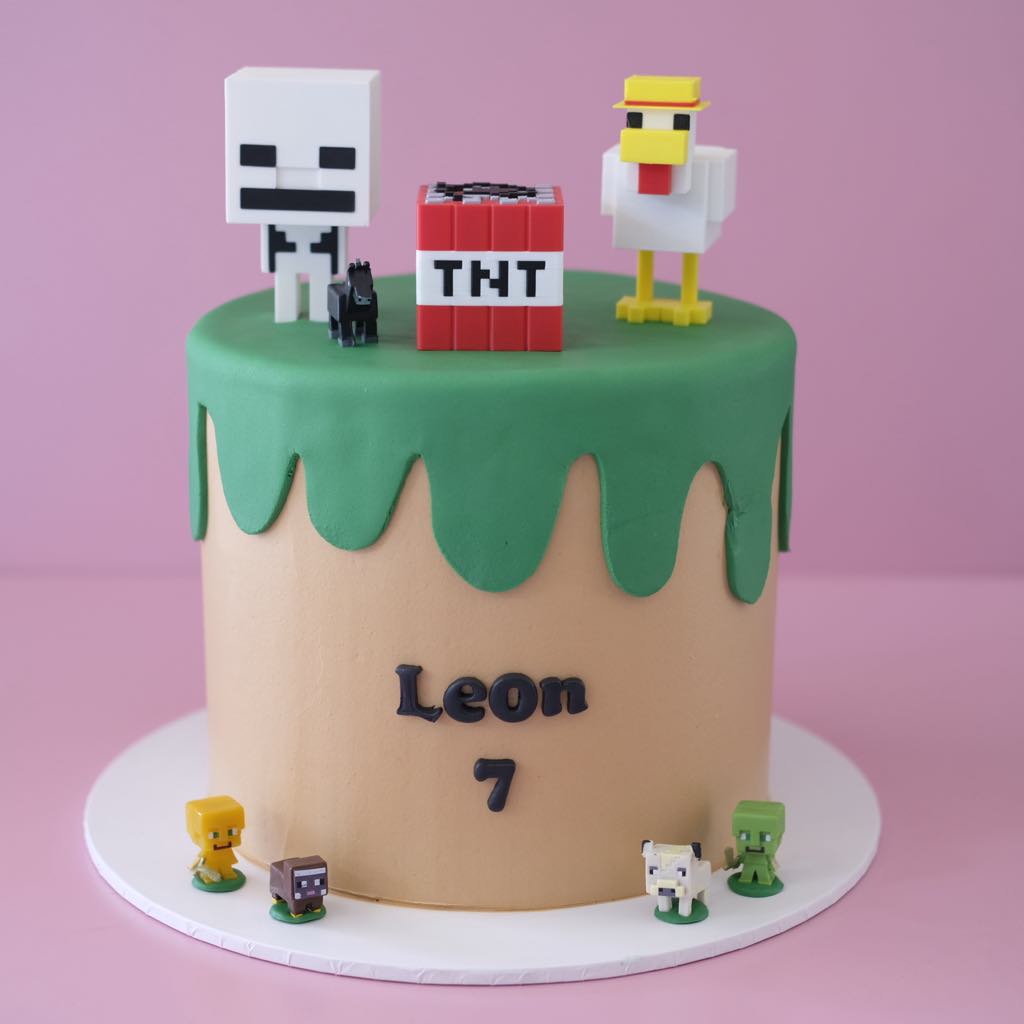 Minecraft | Themed Novelty Cake