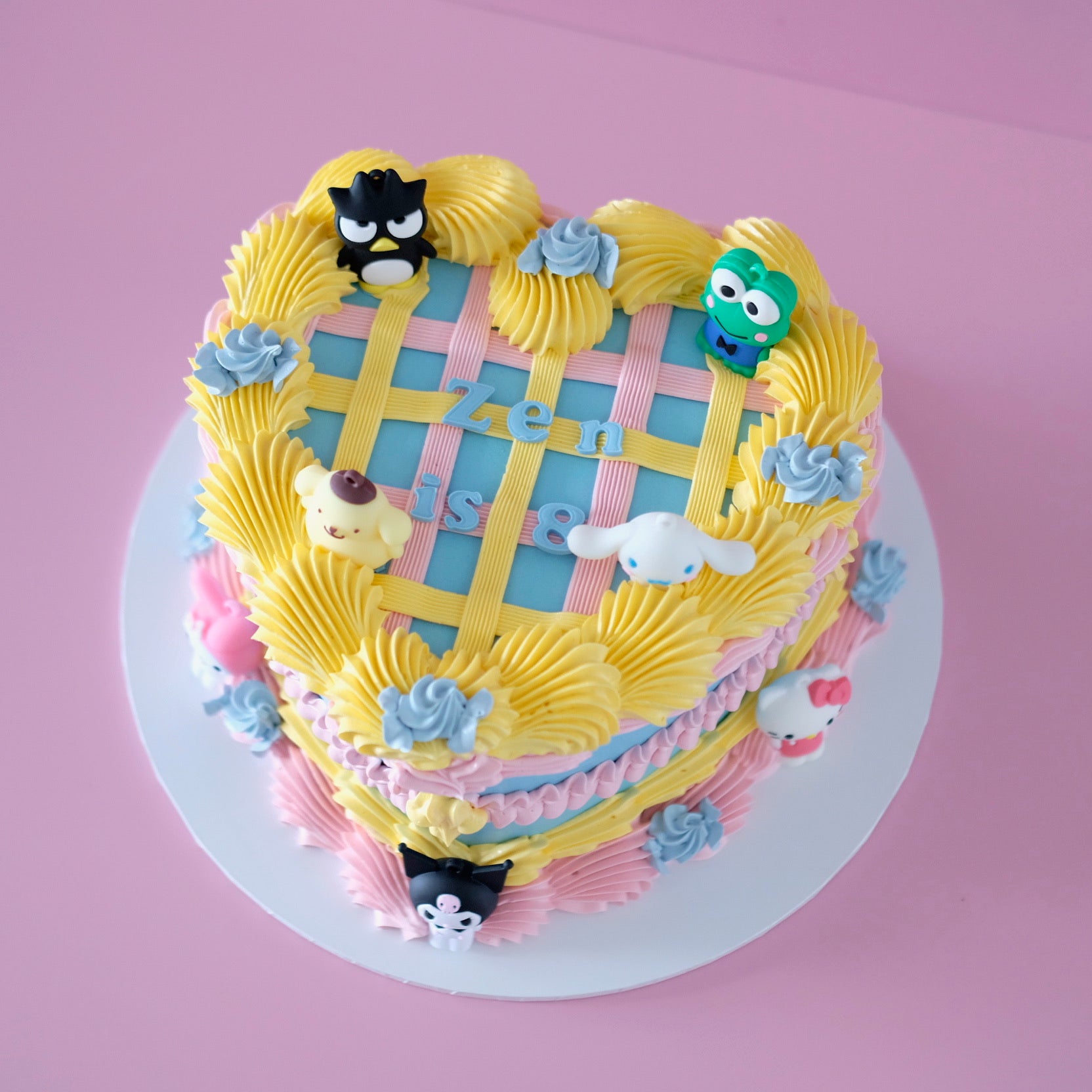 Vintage Heart Cake | Sanrio Theme