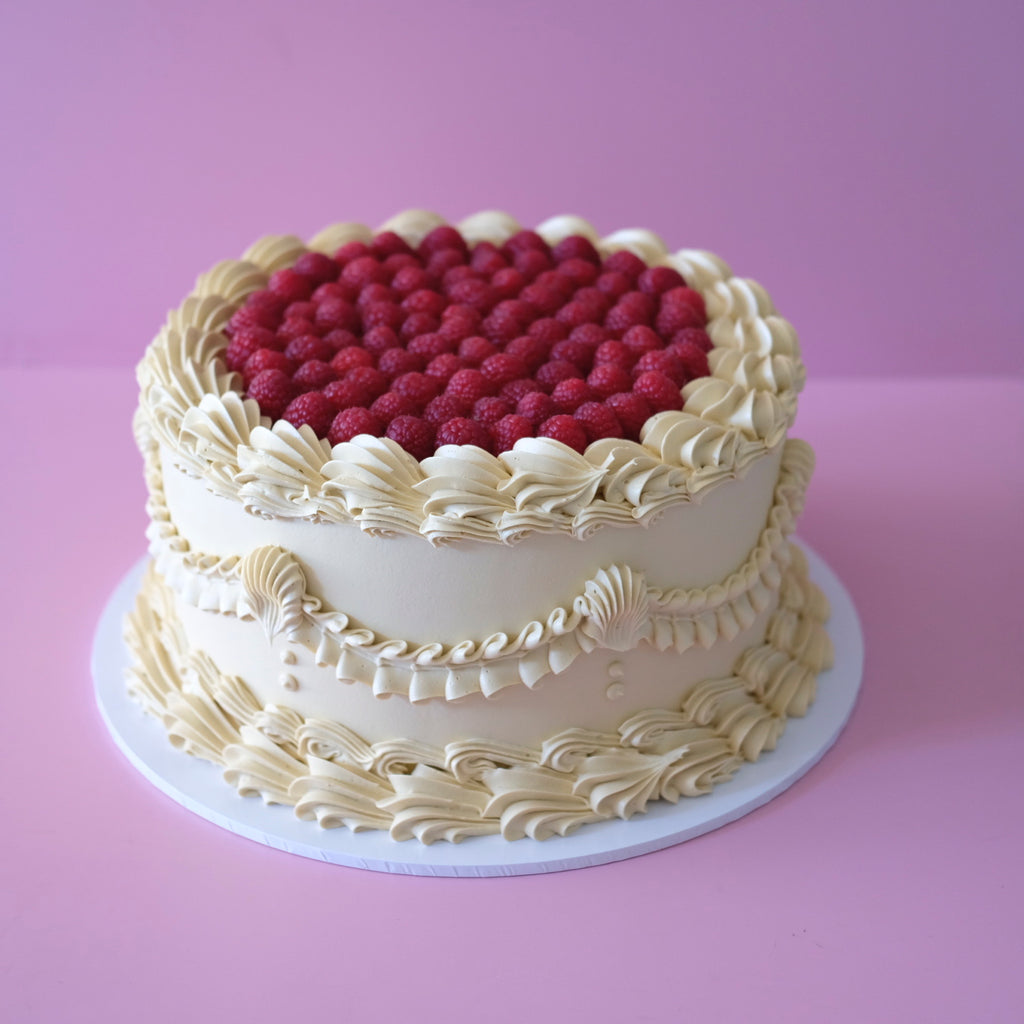 Vintage Round Cake | Fresh Raspberry - ELOISE