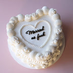 Pearl Heart Plaque & Rosette | Vintage Heart Cake