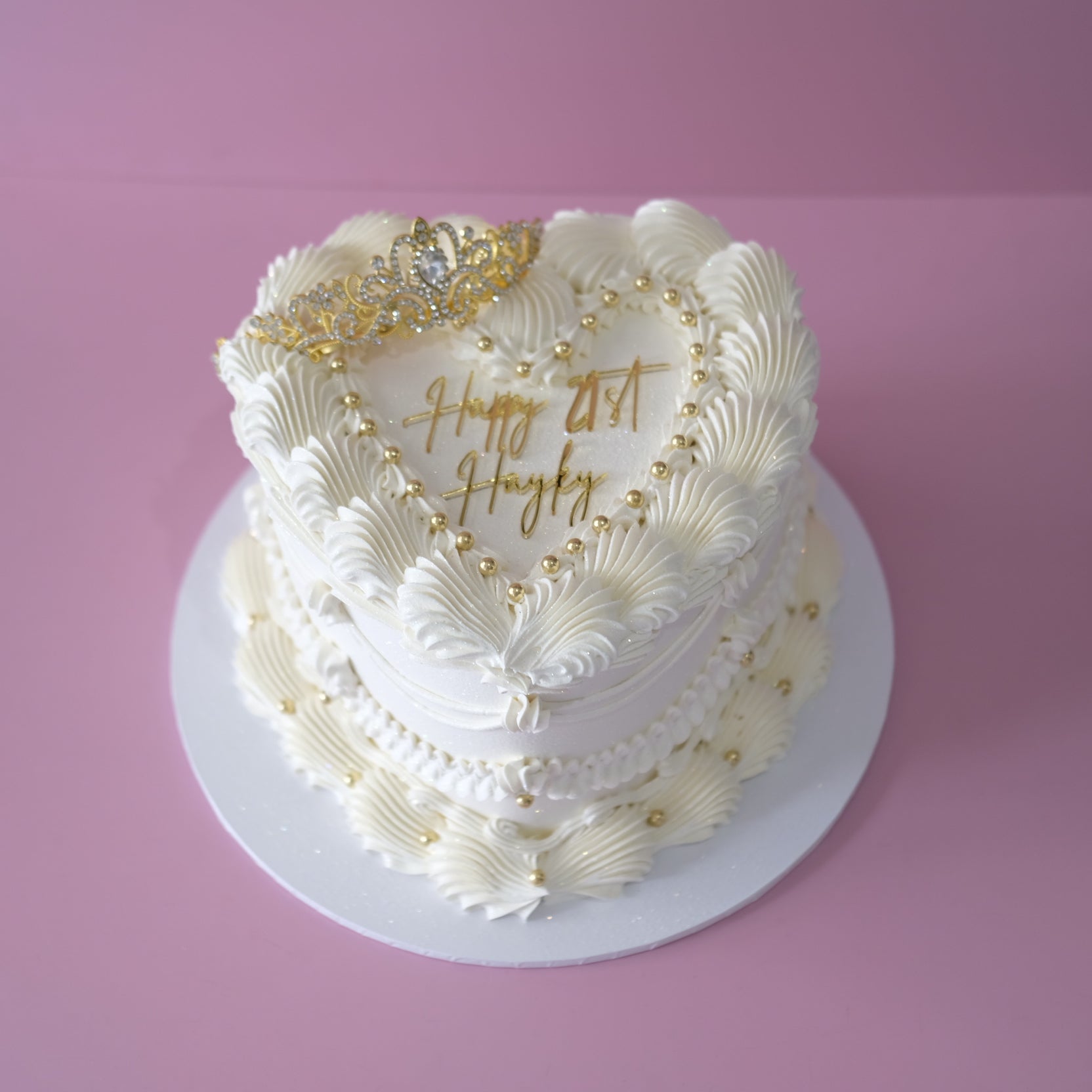 Vintage Heart Cake Royal Lady - front-facing angle showing full side lambeth piping Brisbane